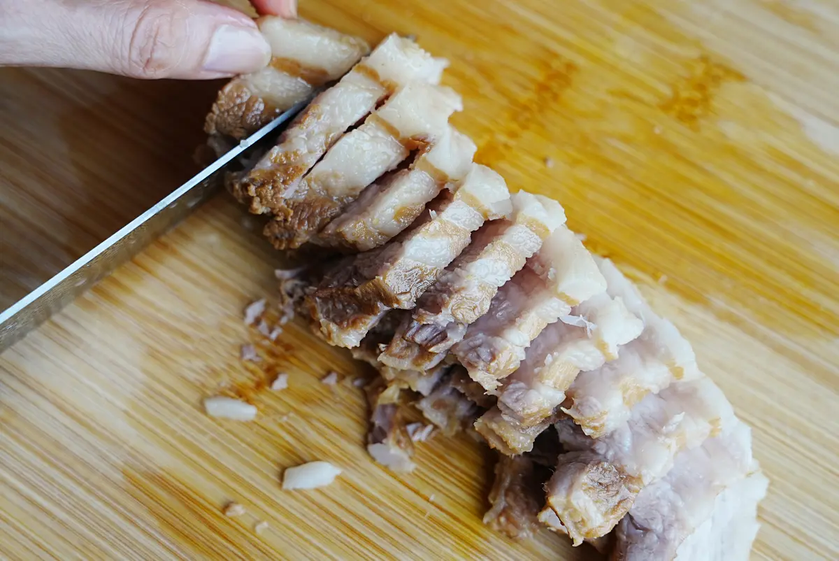 切り終えた肉