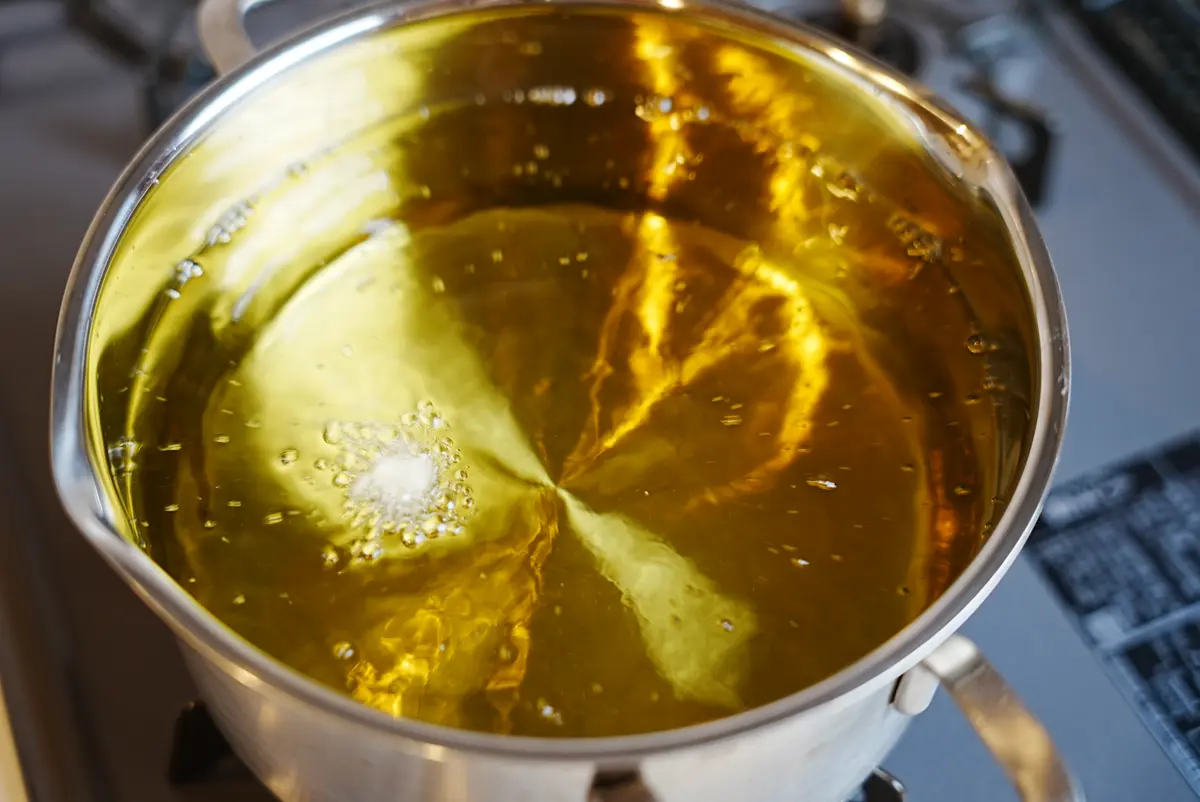油が熱くなる